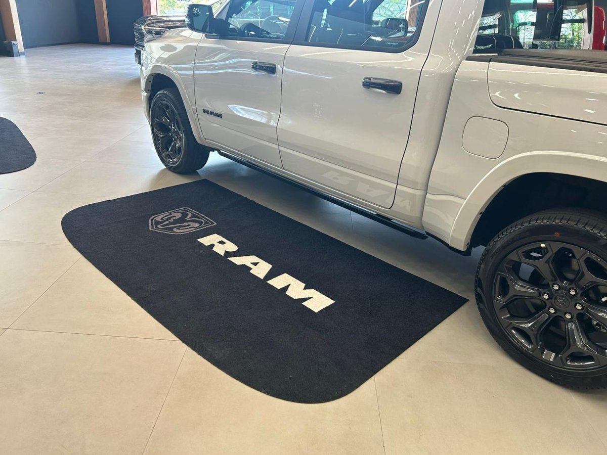 Tapete personalizado RAM